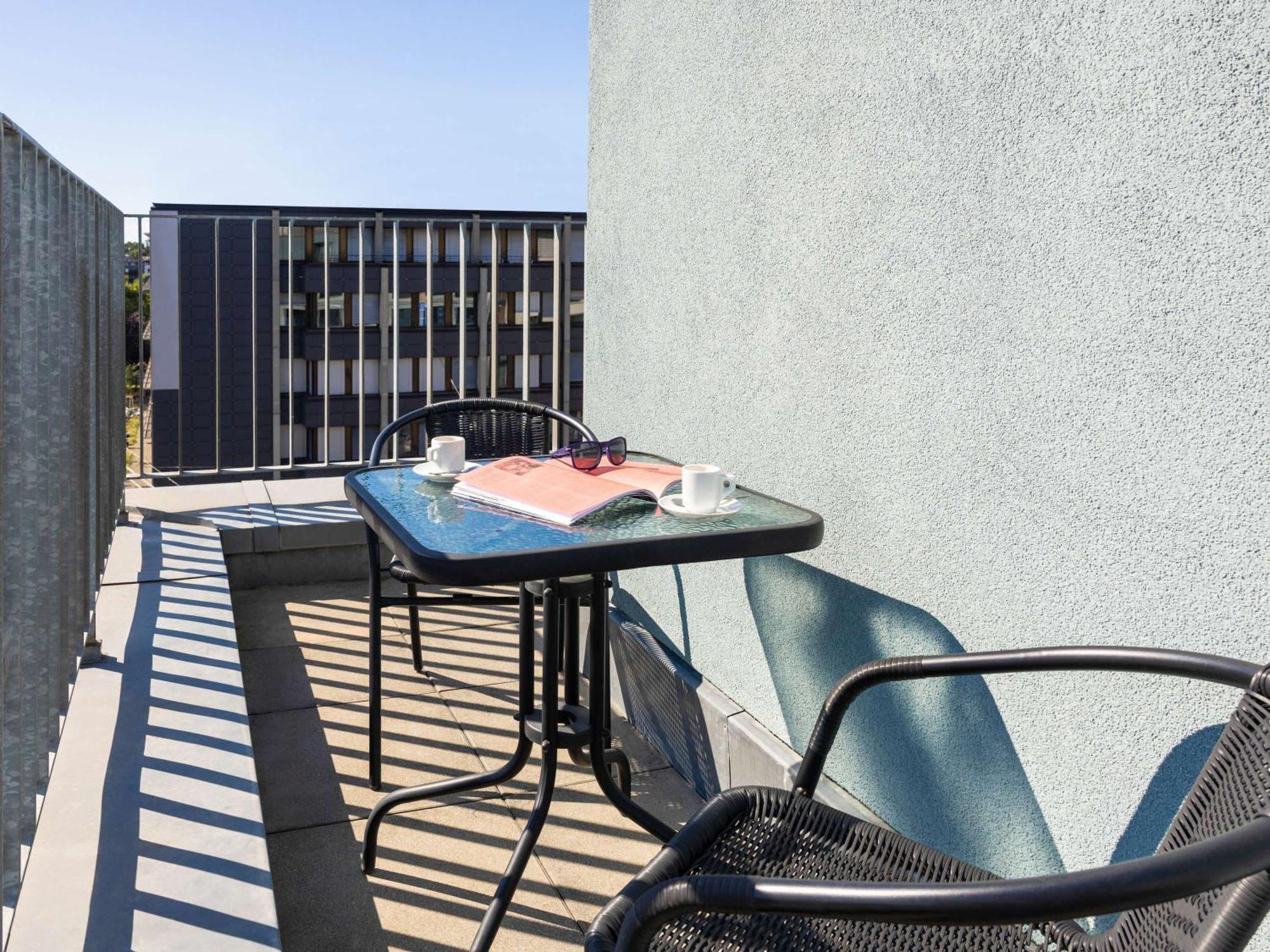 Hotel Ibis Basel Bahnhof Esterno foto